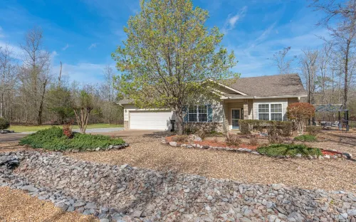 Woodside Memories - Peaceful Getaway & Arcade Fun!