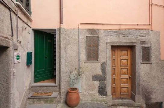 Casa Colomba in Vernazza Cinque Terre private apartment terrace with sea view