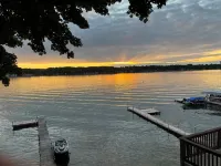 Cozy studio on Conesus Lake with WiFi and AC in wonderful Livonia