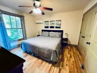 Breathtaking Mountain View, Close to Everything yet tucked away in the woods.