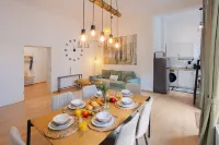 Design & history I king beds+kitchen+parking Hotels in Wesel