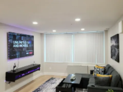 Cozy King suite at the Heart of Towson. タウソンのホテル