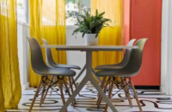 Fox at Fourth Street Walk to downtown Chico