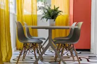 Fox at Fourth Street Walk to downtown Chico