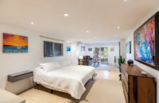 3 Bedroom 3.5 Bathroom Ocean View House.  A Short Walk to Paia Town & Beaches!