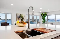 Intracoastal 2-bedroom condo near downtown West Palm Beach