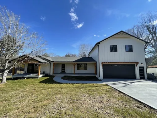 Farmhouse Loft Retreat