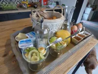 Roulotte La Pitchoune Hotels in Tarascon