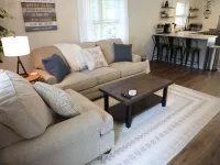 COZY LAKE & SKI HOME FOR FAMILY OF 5 - BRING YOUR DOG! Hotels in Copake