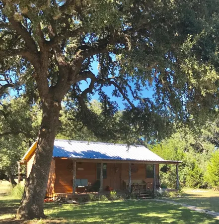 Secluded Ranch Cabin Between Garner and Lost Maples