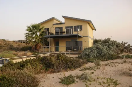 Closest property to Goolwa beach - just a couple minutes walk -winter discount!
