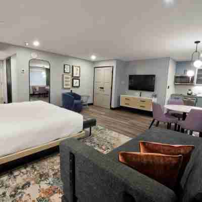 Sheraton Laval Hotel Rooms