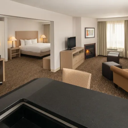 DoubleTree by Hilton Portland - Tigard
