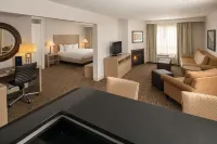 DoubleTree by Hilton Portland - Tigard Hotels in Tigard