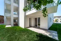 Prestigious apartment with exclusive garden by Beahost Rentals