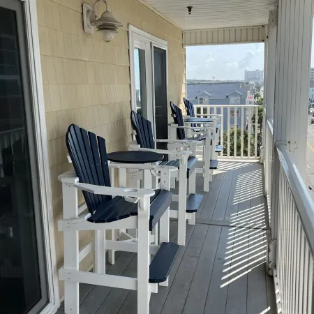 Spacious Luxury Villa with Stocked Kitchen,WiFi, Ask about 2025 Special Rates.