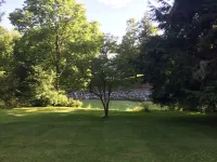 Woodstock Village Carriage House Отели рядом с достопримечательностью «Публичная библиотека Норман Уильямс»