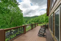 Bear Creek Cabin! Hot Tub+Fire Pit, Fireplace, Mtn Lodge, Private, WiFi, Grill! 사우스 토프트 호텔