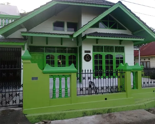Villa UMI Syariah Hotels in Agam
