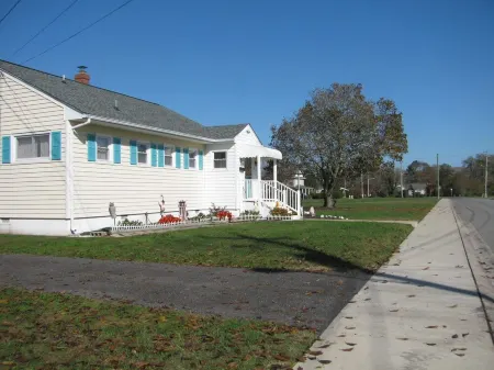"Family Friendly Getaway" - Close to Assateague / Downtown Berlin / O.C.
