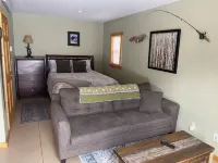 Great Quiet Location! Close to all the Attractions!