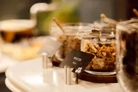 Radisson Blu Boutique Hotel, Madrid Prado - فطور