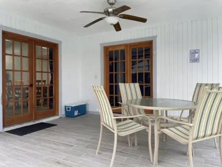 POOL House+Garage. Bring your Bikes! + 3Bed/2Bath