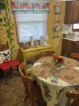 Cozy Home Close to Weston, Nascar, Royals, 30 Min to Kansas City, 10 Min to KCI