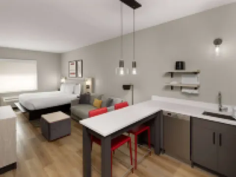 Hawthorn Extended Stay by Wyndham DeSoto Hotels in DeSoto