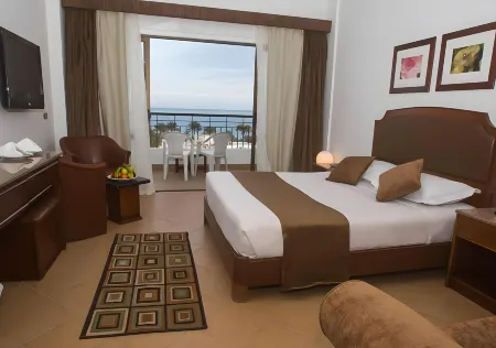 Marlin Inn Azur Resort
