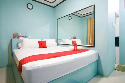 RedDoorz Near Mikie Holiday Funland Berastagi