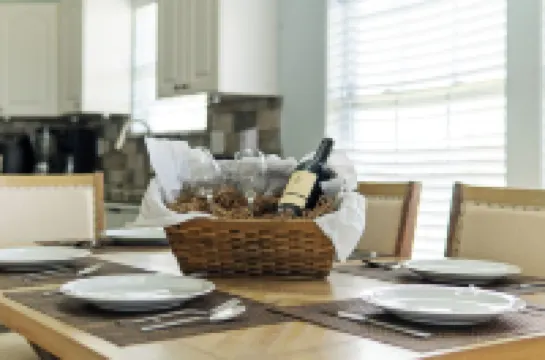 Seascape Oasis-Beach View-King Bed-Dogs Allowed-Sleeps12