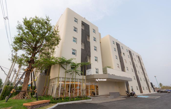 ezzen hotel phitsanulok