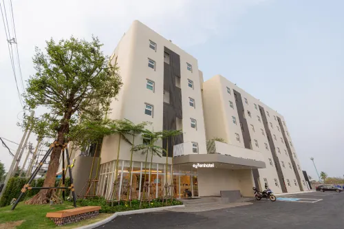ezzen hotel phitsanulok - parkir