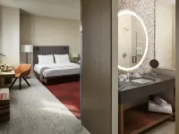 THesis Hotel Miami Coral Gables, Curio Collection by Hilton Hotels in Coral Gables