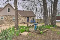Modern lakefront home, Amazing View w/ Nearby Boat Launch
