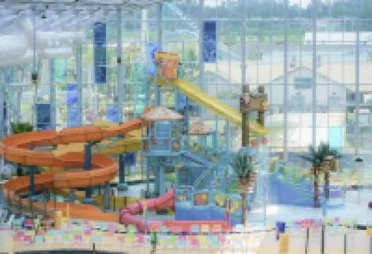 Upgraded condo close to Beach