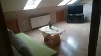 Furnished apartment Wonderfully close to nature