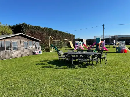 Cosy Annex with secure gated parking Отели в г. Wisbech