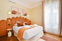 Chic Hotel-1Br/4p in the Heart of the Palais Royal