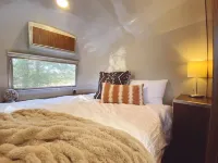 The Range Vintage Trailer Resort Hotel di Ellis County