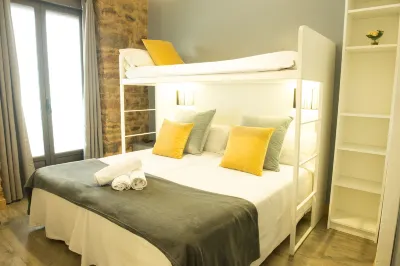 Pensión Aia Hotels in Gros