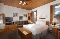 Independence Square Lodge by Frias Hotels in Aspen