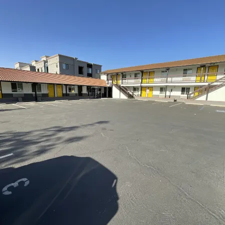 Escondido Inn