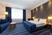 Holiday Inn Express Bremen Airport Hotels near Irgendwo
