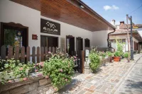 HiStory Inn Unique Guest House فنادق في Natsovtsi