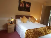 Lake View Villa - Rosecraddoc Manor Hotels in 