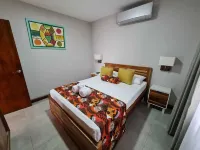 Ballena Paradise Apartahotel Các khách sạn ở Uvita