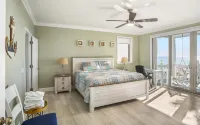 425 Ocean Point Ln