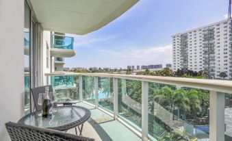 Amazing Condo 3 Min to the Beach